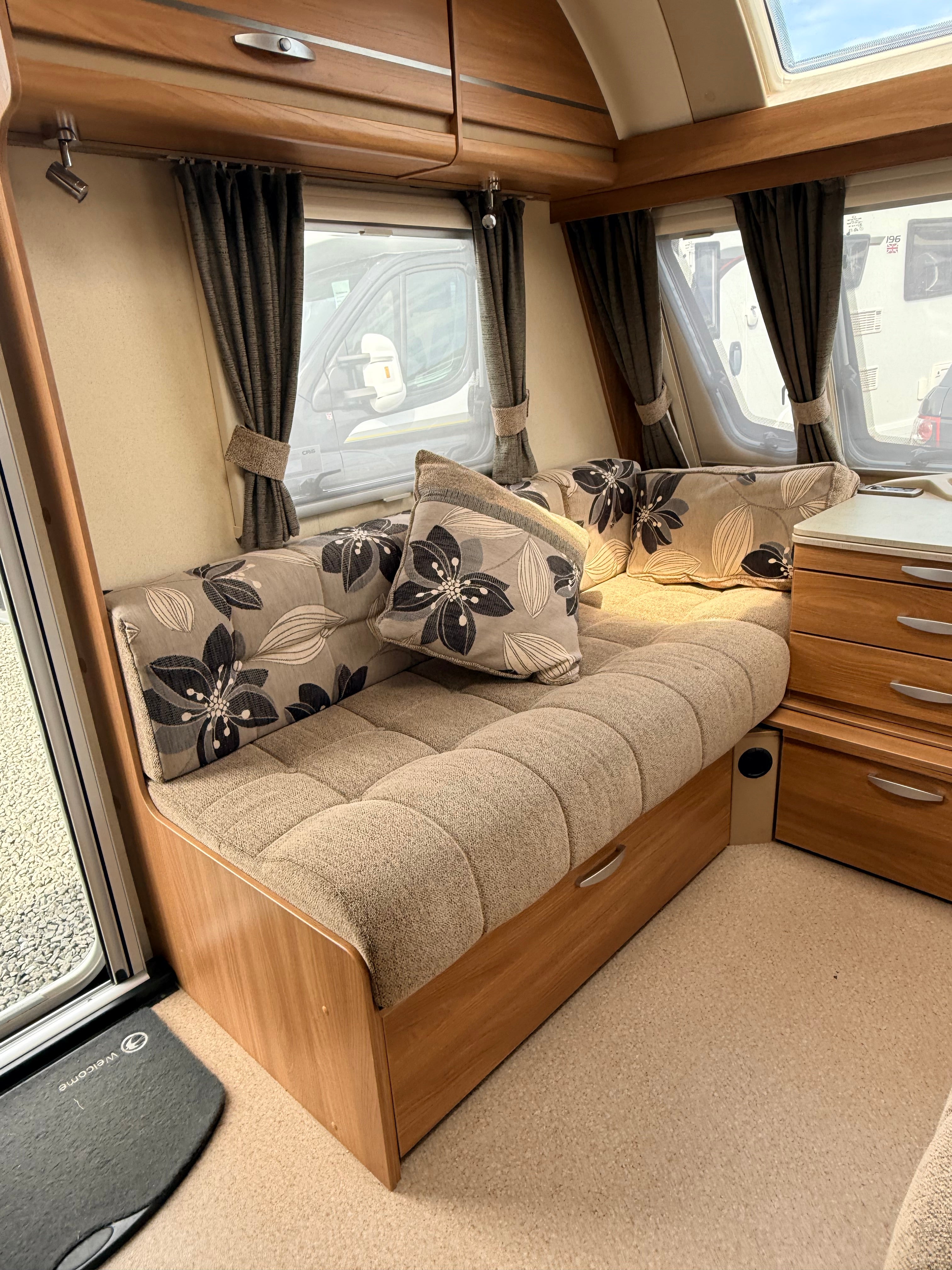 2012 Swift Challenger 554SR 4 Berth Fixed Bed