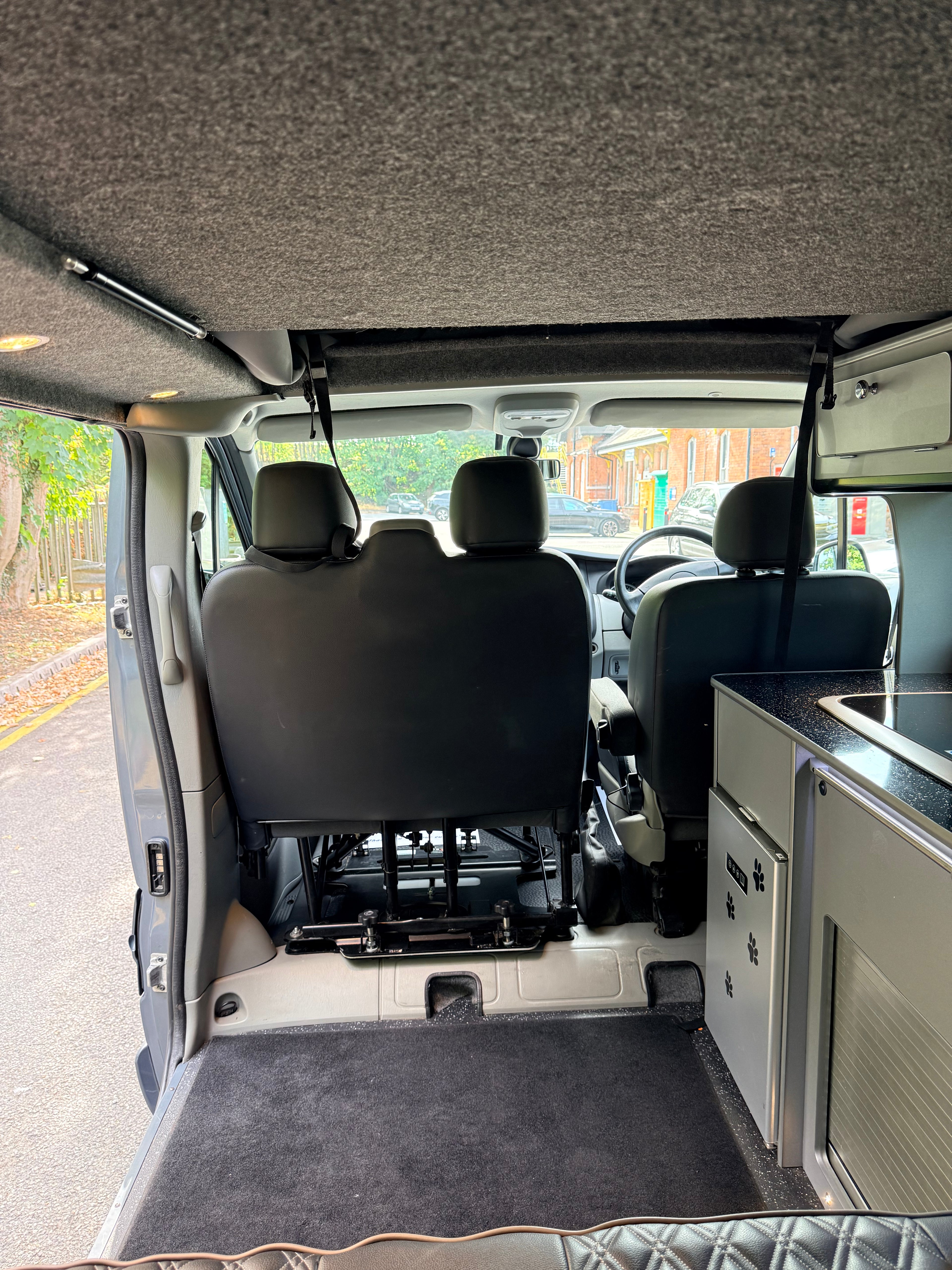 2013 4 Berth Pop-Top Camper Van Renault Trafic 2.0td