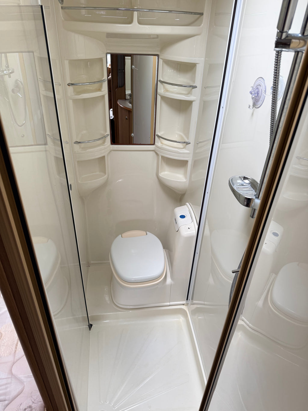 Coachman 530/4 VIP 4 Berth Fixed Bed Touring Caravan