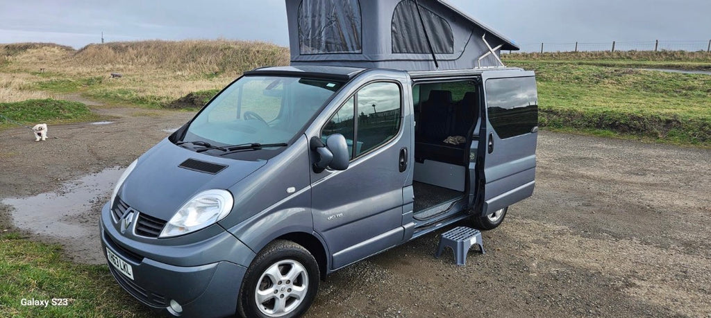 2013 4 Berth Pop-Top Camper Van Renault Trafic 2.0td