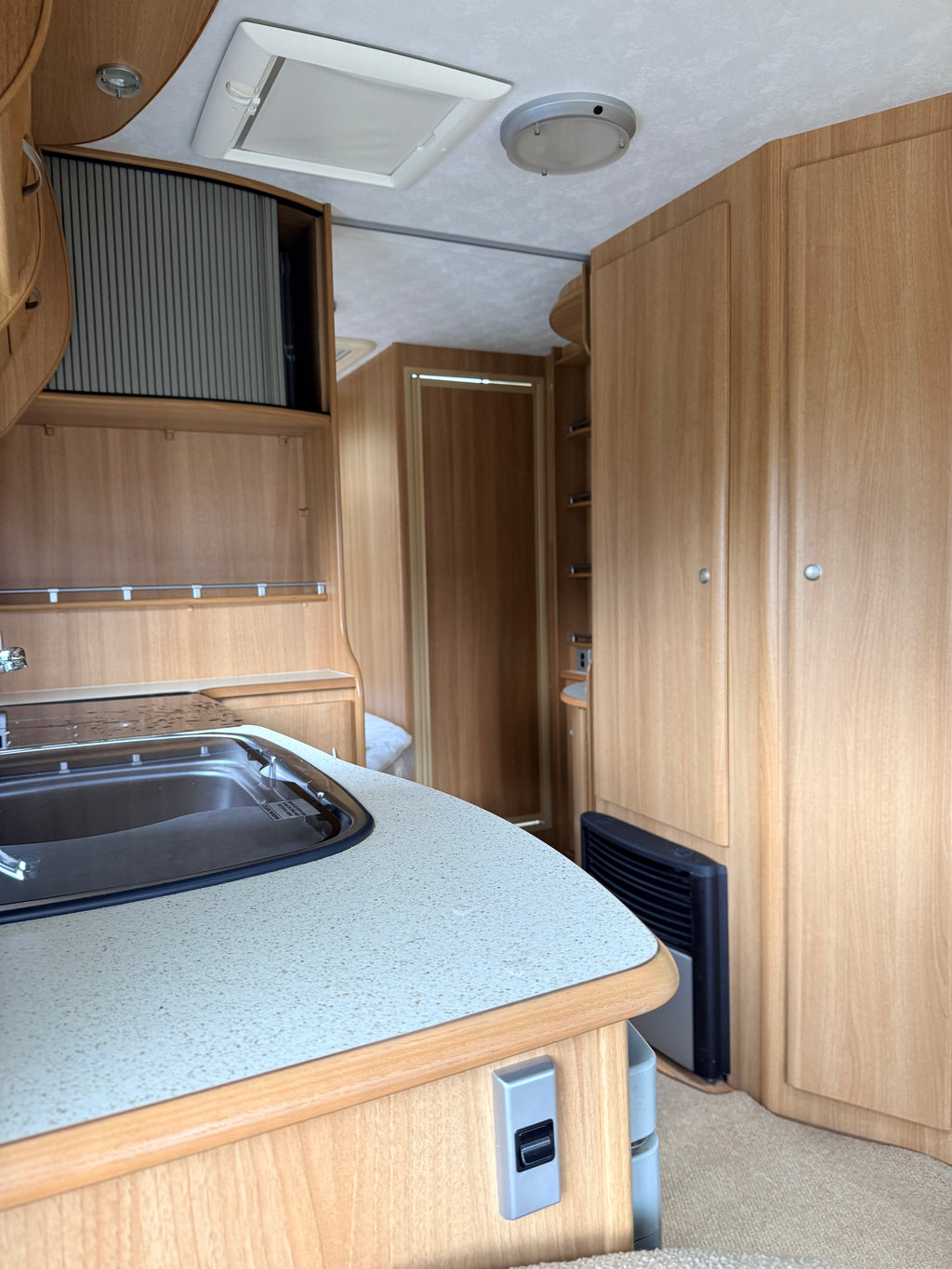 Coachman 530/4 VIP 4 Berth Fixed Bed Touring Caravan