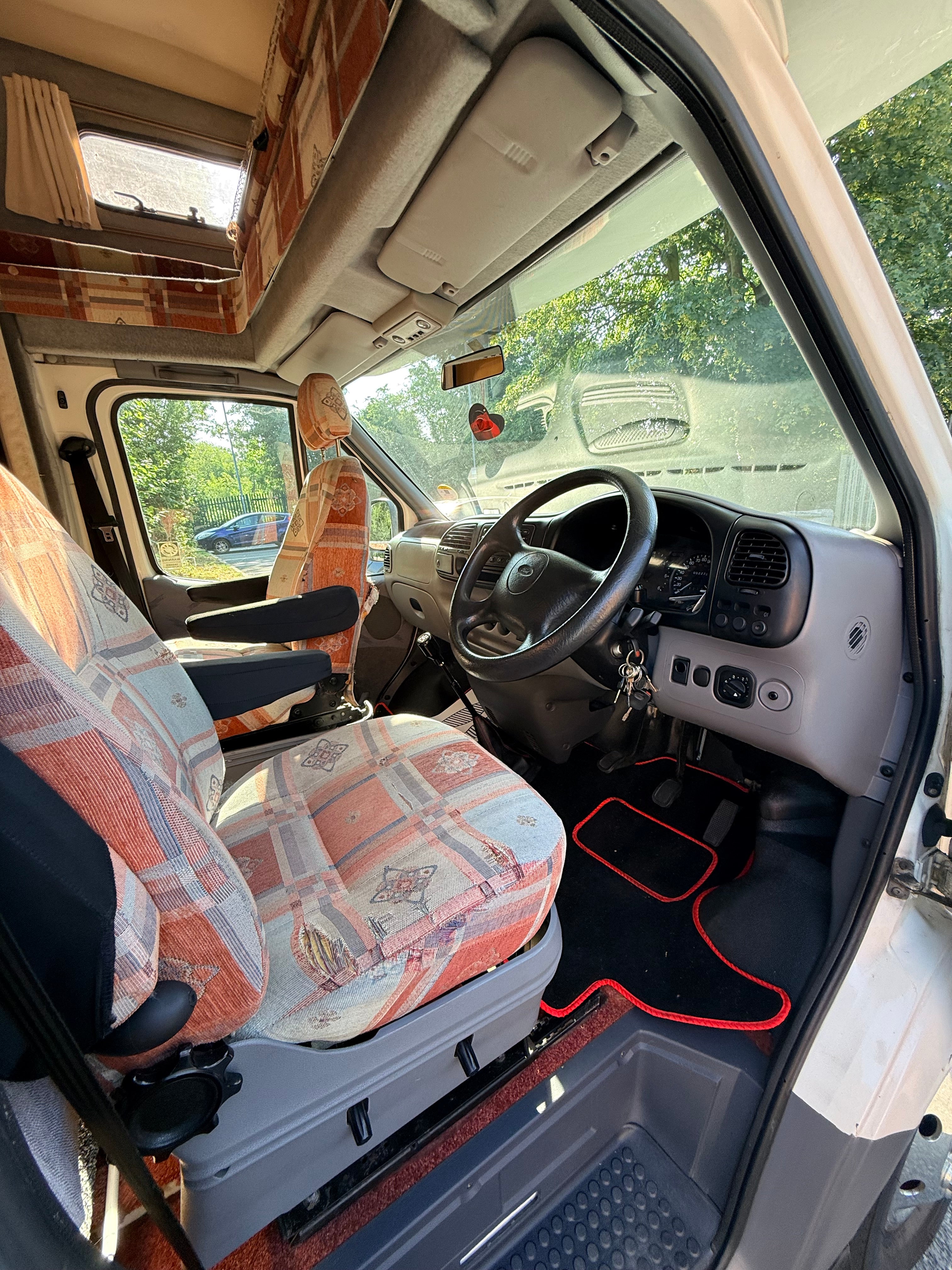 4 Berth Motorhome Ford Transit 2.5TD Herald Insignia Rear Lounge