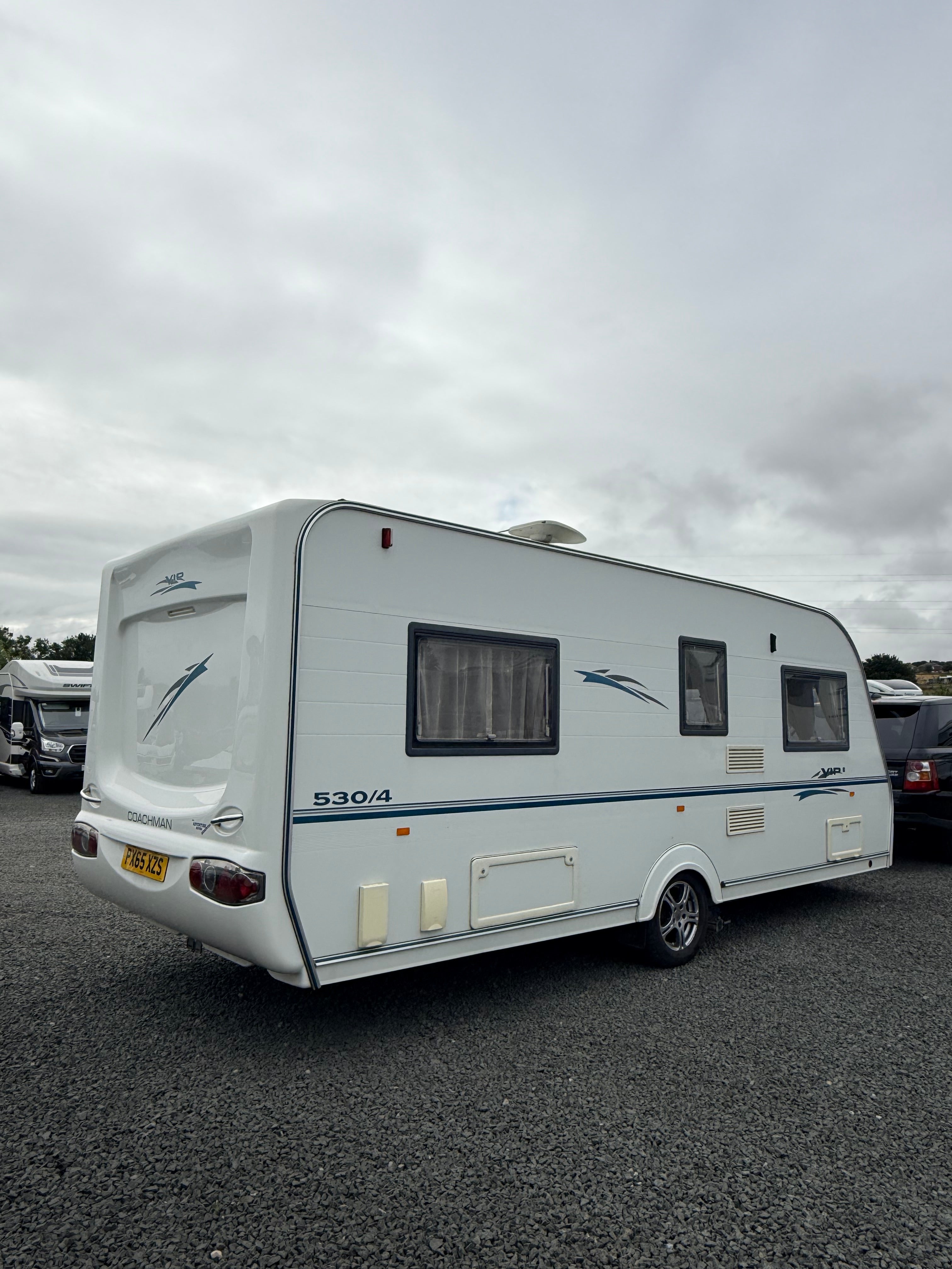 Coachman 530/4 VIP 4 Berth Fixed Bed Touring Caravan