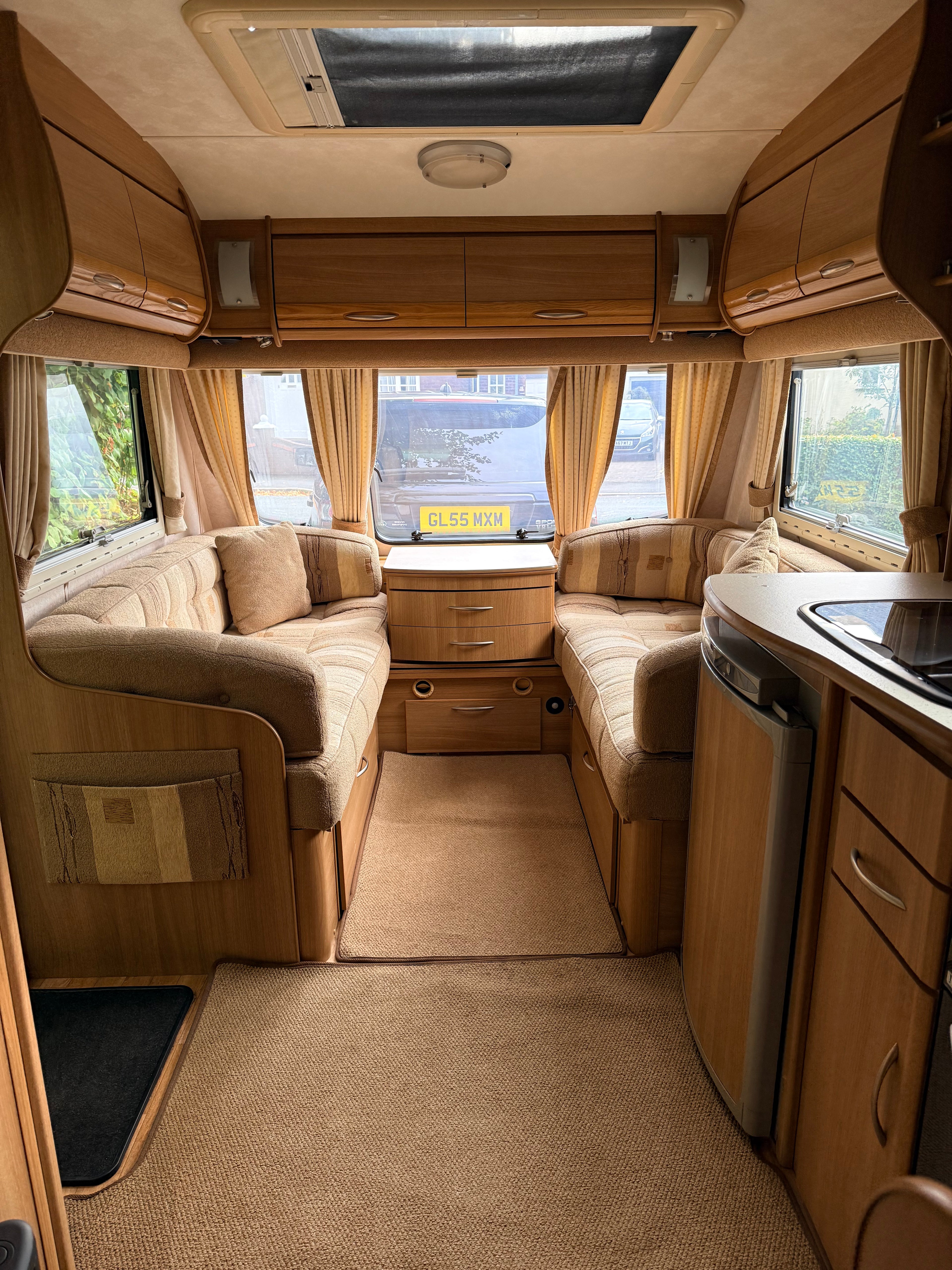 Coachman 530/4 VIP 4 Berth Fixed Bed Touring Caravan
