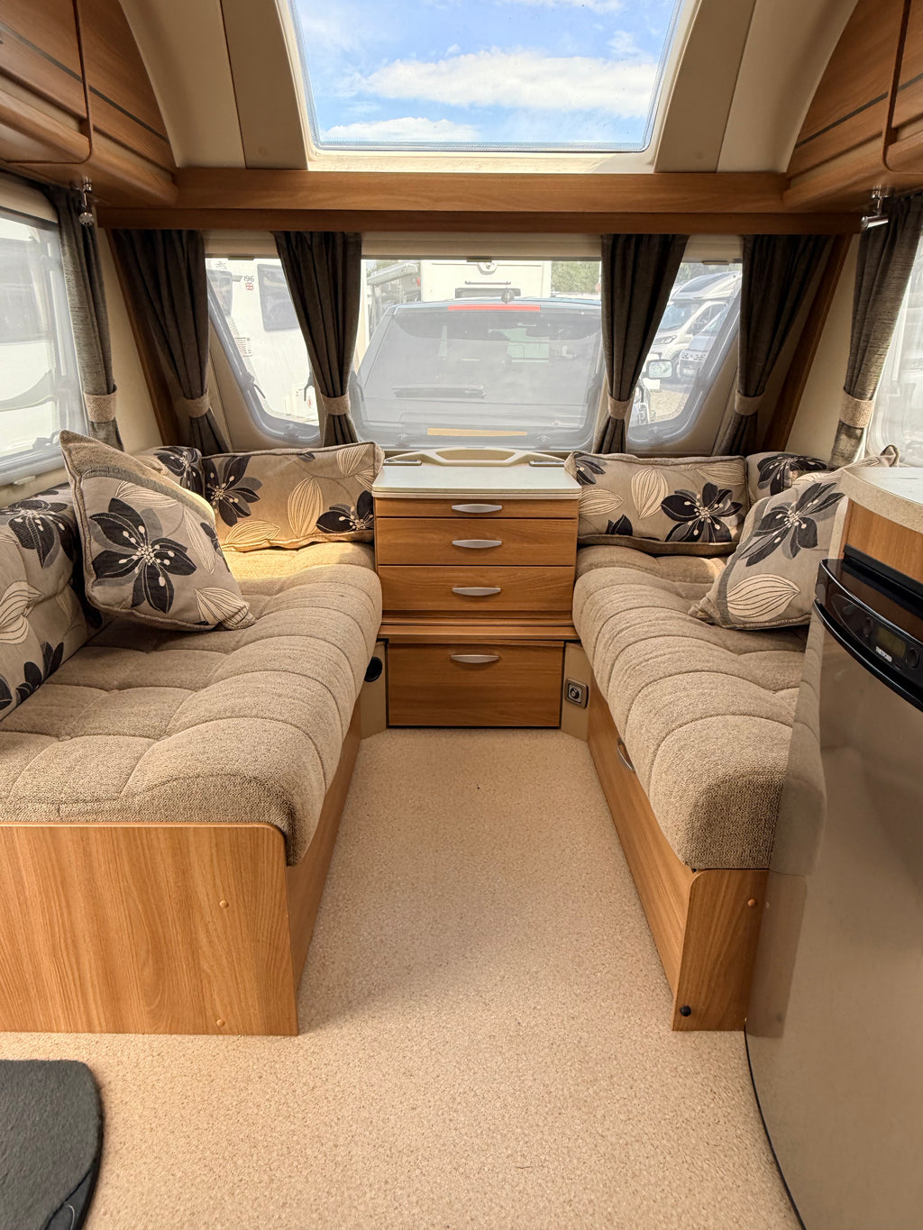 2012 Swift Challenger 554SR 4 Berth Fixed Bed