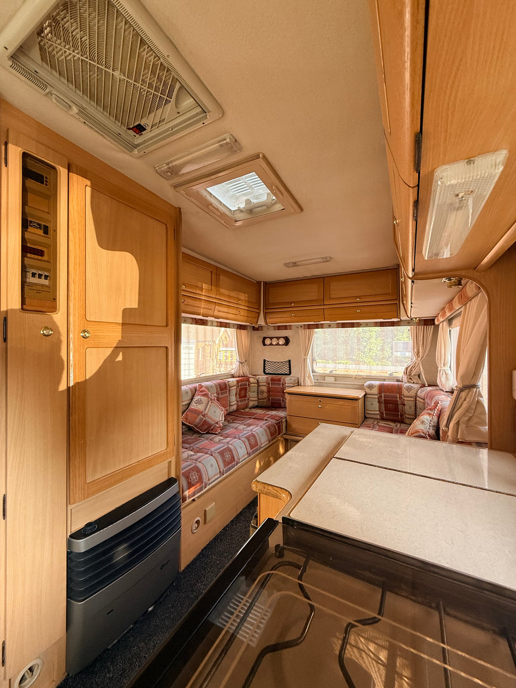 4 Berth Motorhome Ford Transit 2.5TD Herald Insignia Rear Lounge