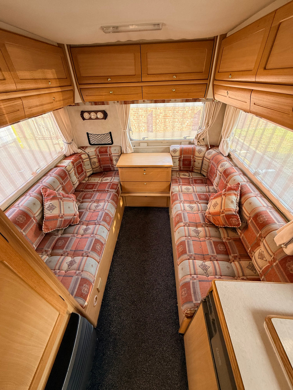 4 Berth Motorhome Ford Transit 2.5TD Herald Insignia Rear Lounge